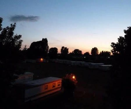 Hotel Copthorne Caravans Merston Exteriér fotografie